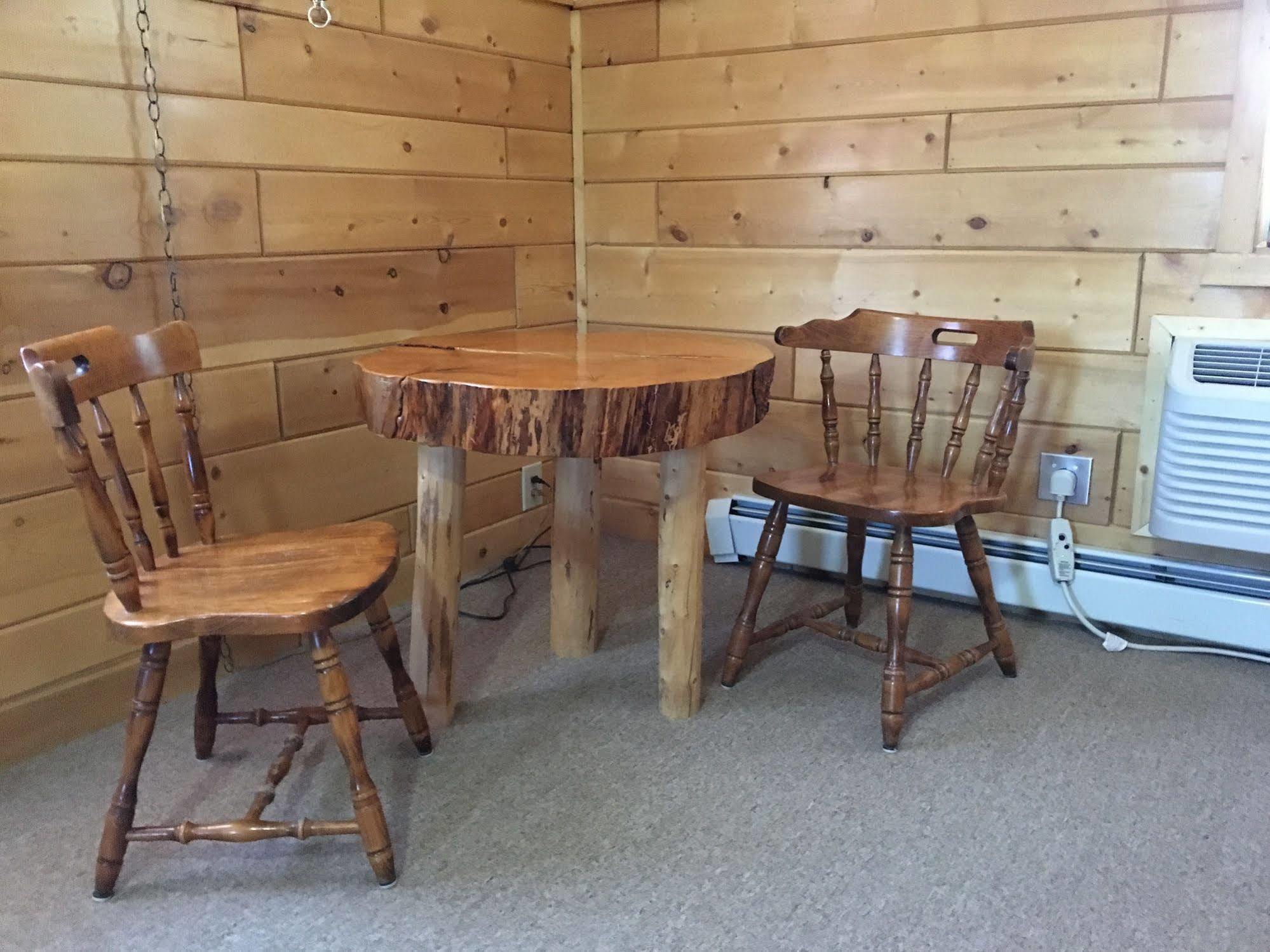 Chinook Winds Motel Дубойс Экстерьер фото